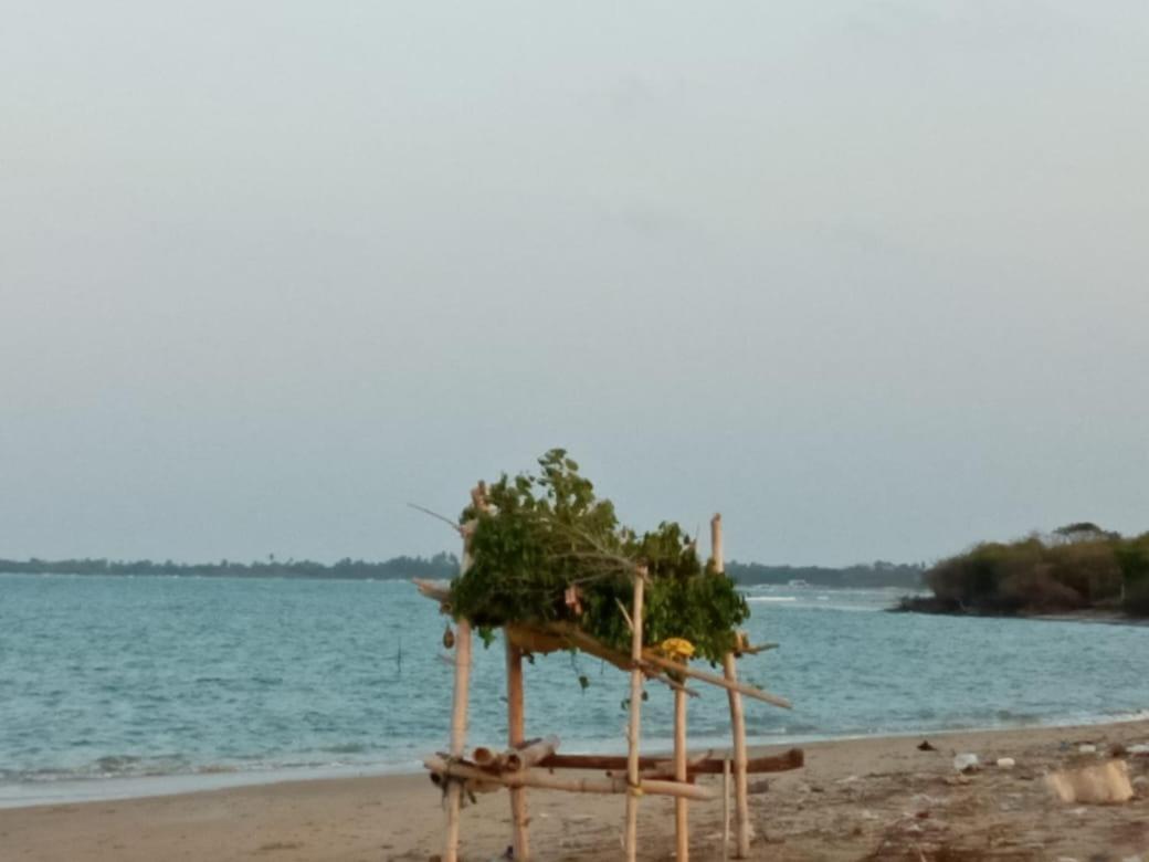 Giman Free Beach Resort Passikudah Exterior photo